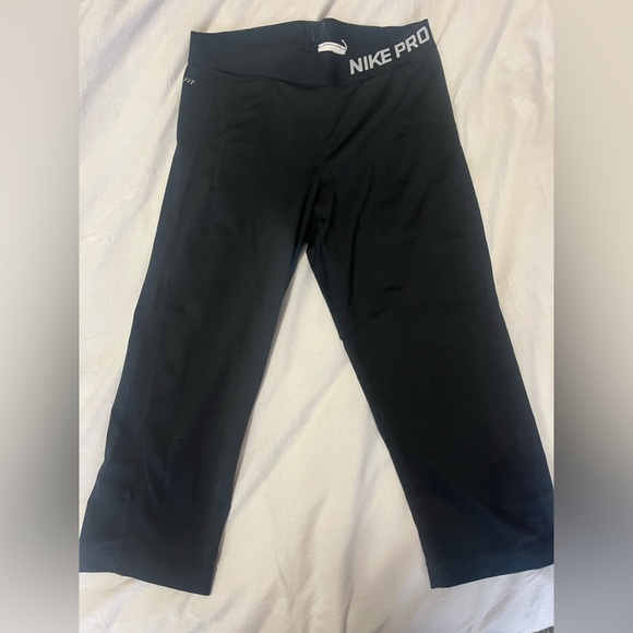 Nike Pros Leggings - Picture 1 of 3